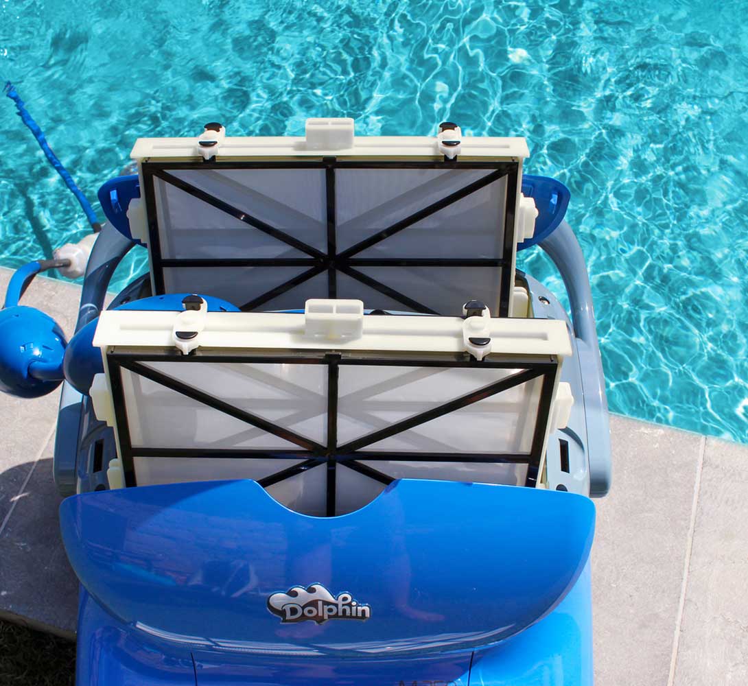 Dolphin M200 Robotic Pool Cleaner Review Robotic Reviews