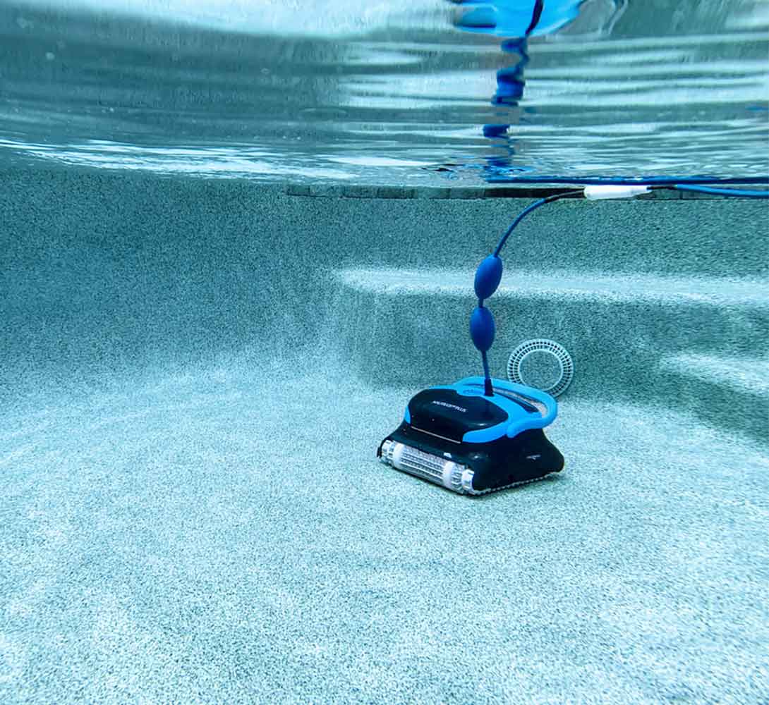 Dolphin Nautilus CC Plus Robotic Pool Cleaner - Reviews
