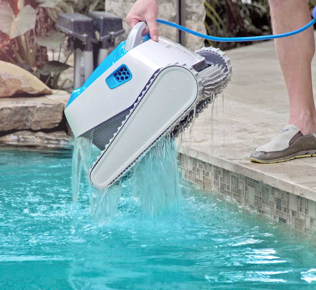 Dolphin Proteus DX5i Robotic Pool Cleaner Review Robotic Reviews