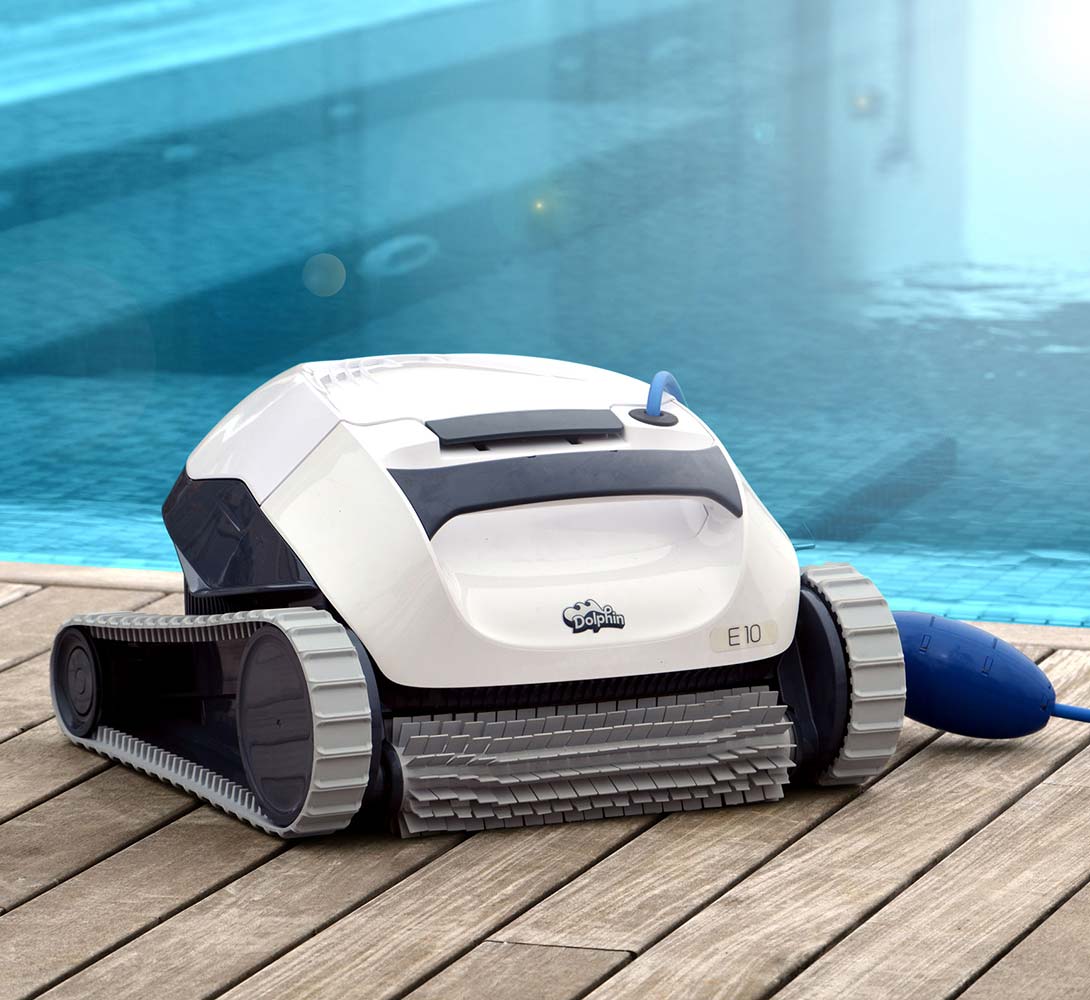 Dolphin E10 Robotic Pool Cleaner Review Robotic Reviews