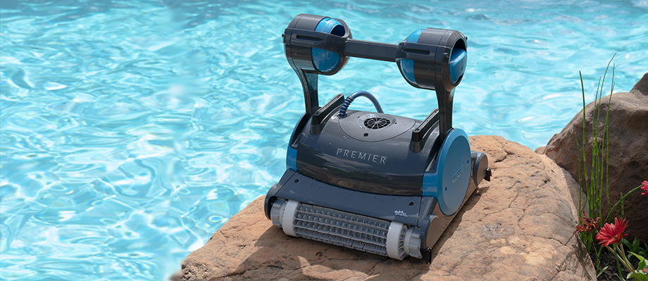 3 Best Pool Robots for Algae in 2025