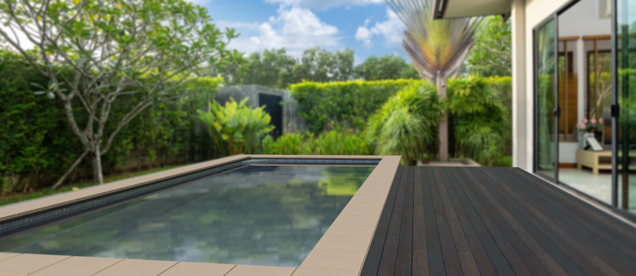 Best Robotic Pool Cleaners for Under $1,000 in 2025
